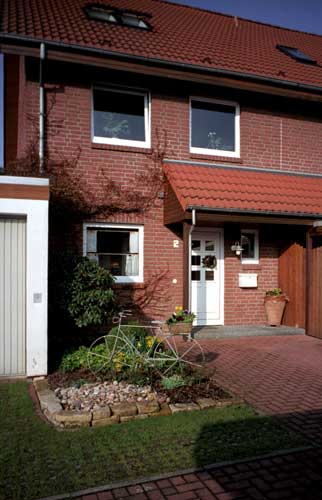 Vorderansicht unseres Hauses